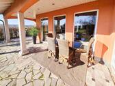 überdachte Terrasse - Einfamilienhaus mit 140,00 m² in Puderbach zum Kaufen