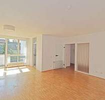 Mitten in Rüttenscheid! Schöne 3 ½ Raum-Wohnung mit Balkon und Aufzug - Essen