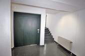 Aufzug - Treppenhaus - 