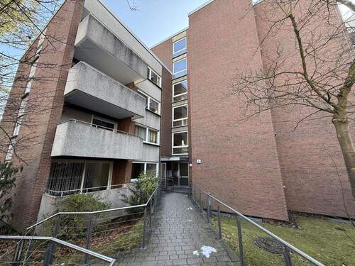 Eingangsbereich - 5 Zimmer Etagenwohnung in Kassel