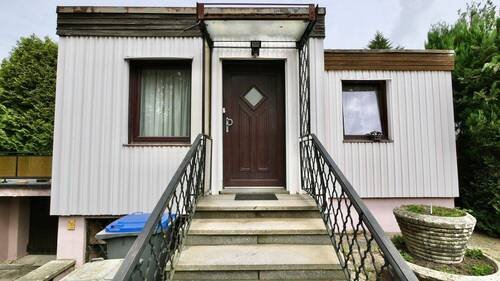 Eingangsbereich - Bungalow mit 112,70 m&sup2; in Dresden zum Kaufen