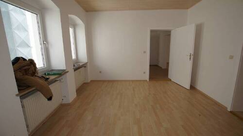 Wohnen - 3 Zimmer Etagenwohnung zur Miete in Straubing