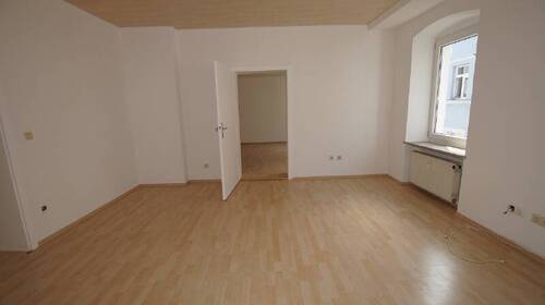 Schlafen - Etagenwohnung mit 81,50 m² in Straubing zur Miete