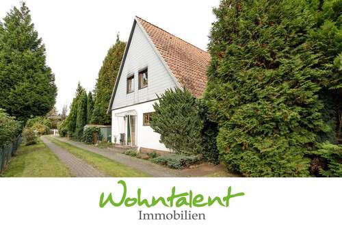 Haus Sasel kaufen.jpg - Doppelhaus in Sasel: für die kleine Familie