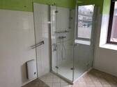 Bad mit Dusche Wohnung EG - 