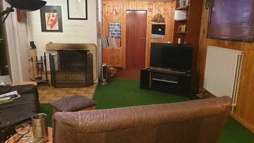 Wohnraum mit Kamin - UG - 