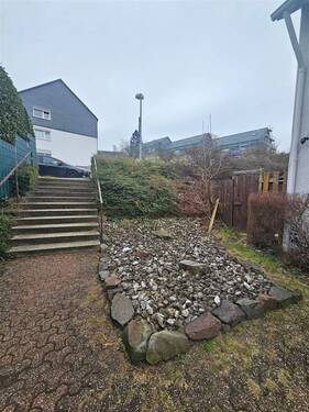 Wege vor dem Haus - 
