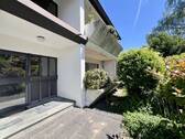Hauseingang - Etagenwohnung mit 75,70 m&sup2; in Detmold zum Kaufen
