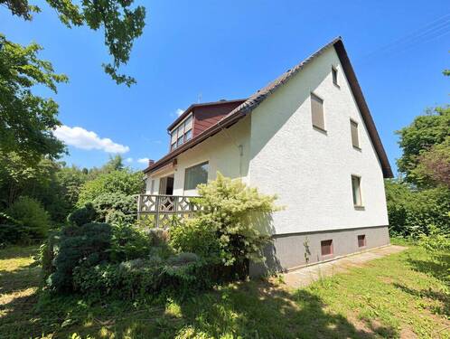 Außenansicht - (KI generiert) - Ein- Zweifamilienhaus mit großem Grundstück in ruhiger Lage mit Potenzial