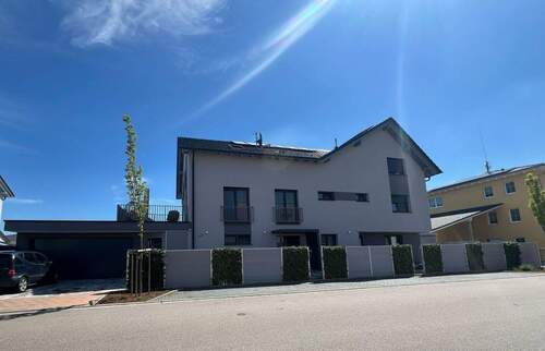 Aussenansicht - Haus im Haus – luxuriös wohnen und zugleich vermieten