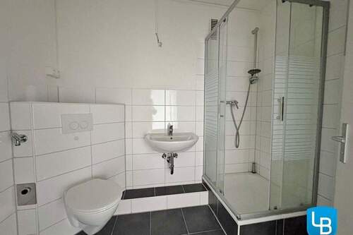 Das unmöblierte Duschbad - 