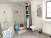 Bad Wohnung im EG - 