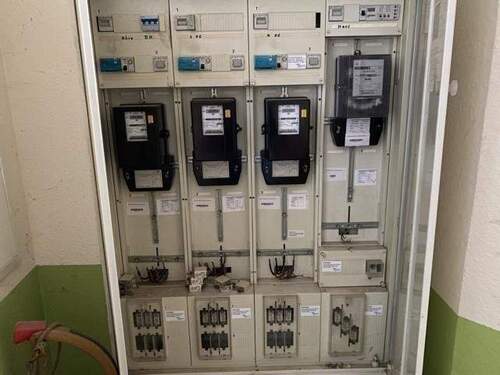 Elektrokasten - Mehrfamilienhaus, Wohnhaus mit 249,40 m&sup2; in Querfurt zum Kaufen