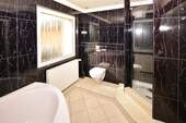 Badezimmer im OG. - 