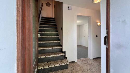 Hauseingang - 6 Zimmer Einfamilienhaus in Aachen