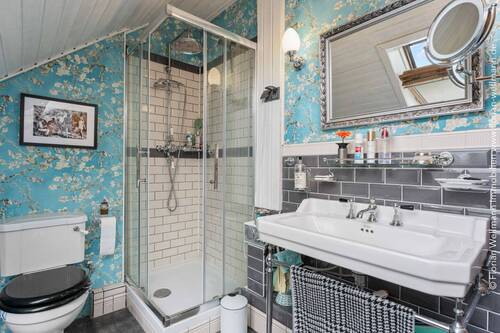 ... mit Dusche ... - 