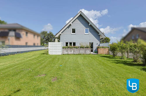 Großer Garten - Modernes Einfamilienhaus in Feldrandlage - Neubau in Holzbauweise auf großzügigem Grundstück
