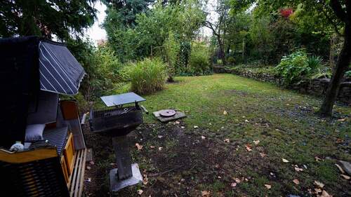 Reichlich Platz im Grünen zum Spielen für die Kinder - 