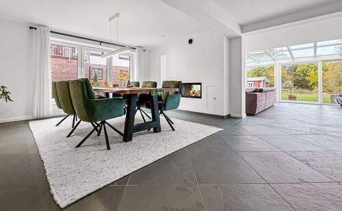 Soutterain-Ess-Wohnzimmer - 