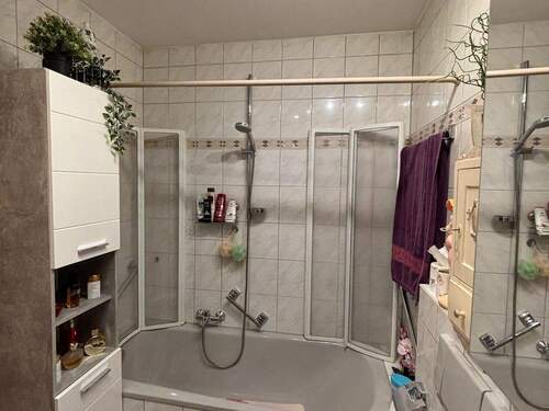 Bad (Badewanne/Dusche) - 