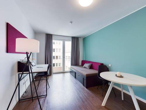 Wohnbereich - 1 Zimmer Etagenwohnung zur Miete in Berlin