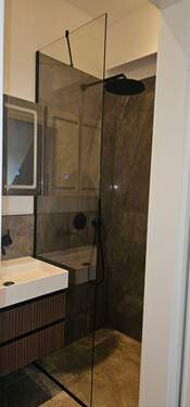 Bad an Schlafzimmer 2_I - 