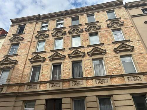 Objektansicht - Geräumige 4-Zimmer-Wohnung mit praktischer Aufteilung im Giebichensteinviertel!