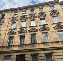 Geräumige 4-Zimmer-Wohnung mit praktischer Aufteilung im Giebichensteinviertel! - Halle (Saale)