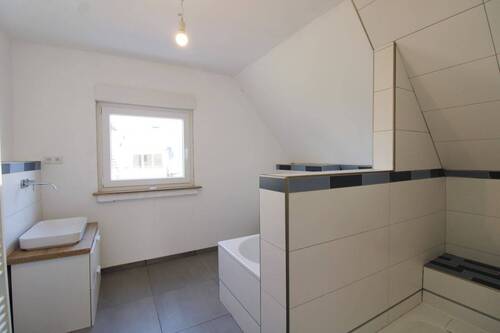Badezimmer - OG - 