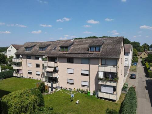 Bild 1 - RENOVIERT UND GEPFLEGT - 3-Zimmer-Eigentumswohnung