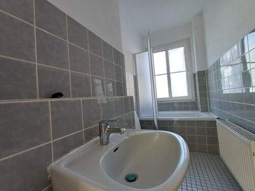 20250915_155442 - 4 Zimmer Etagenwohnung in Minden