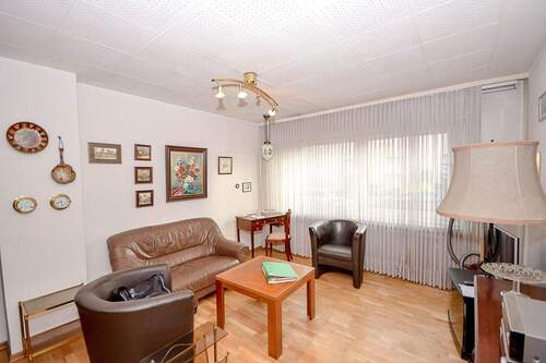 Wohnbereich - Einfamilienhaus mit 135,00 m&sup2; in Brühl zum Kaufen