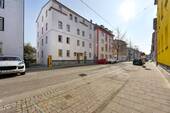Haus & Straße v. N-O - 
