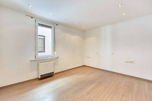 Schlafen von Tür - Etagenwohnung mit 62,60 m&sup2; in Stuttgart zur Miete
