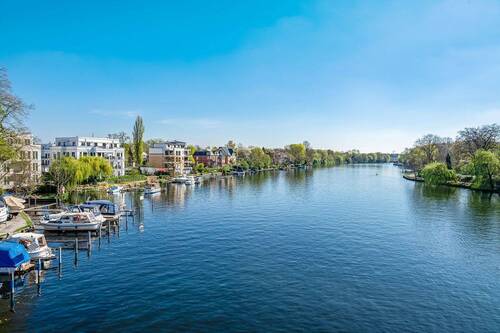Blick von der Salvador-Allende-Brücke auf Müggelspree - 