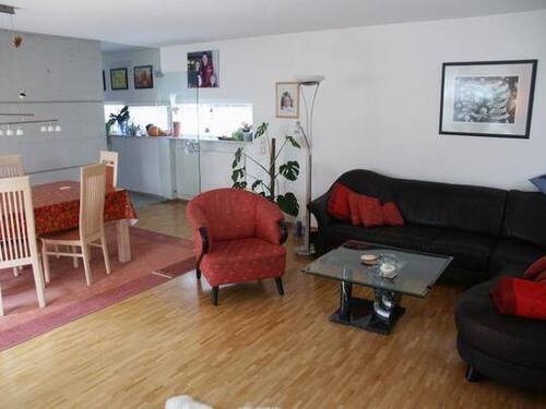 Bild 3 - 5 Zimmer Mehrfamilienhaus, Wohnhaus in Sindelfingen