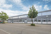 Straßenansicht - Halle in Niefern-Öschelbronn / Öschelbronn zum Kaufen