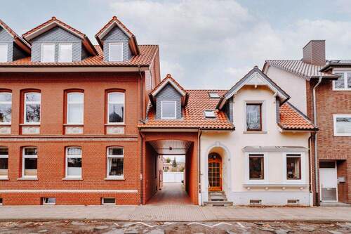 Hausansicht - Direkt im Roten Feld - Vermietete Terrassenwohnung