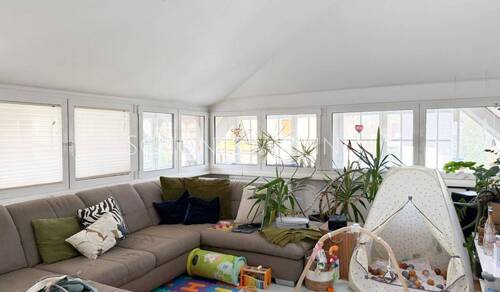  Wohnzimmer - 4 Zimmer Etagenwohnung zum Kaufen in Ginsheim-Gustavsburg