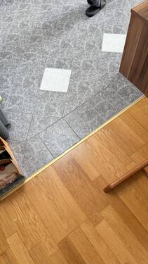  Boden Wohnzimmer-Küche - 4 Zimmer Etagenwohnung in Ginsheim-Gustavsburg