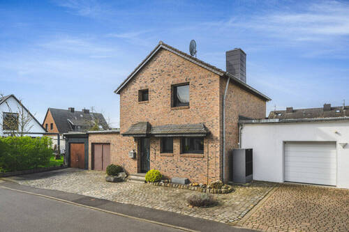 Front - 5 Zimmer Mehrfamilienhaus, Wohnhaus in Herzogenrath