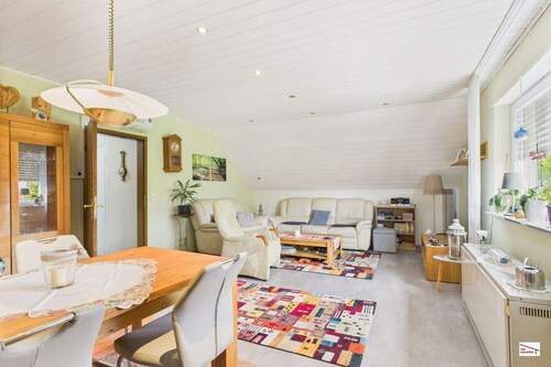 Wohn-/Esszimmer - 3 Zimmer Etagenwohnung zum Kaufen in Brühl
