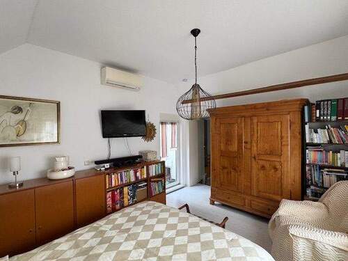  Schlafzimmer mit Zugang zum zweiten Balkon - 