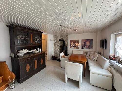 Ihr Esszimmer im OG - 4 Zimmer Reihenmittelhaus in Kaiserslautern