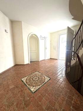 Entreé - 4 Zimmer Reihenendhaus zum Kaufen in Grünwald