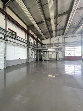 1. Halle andere Seite - Halle in Saarbrücken