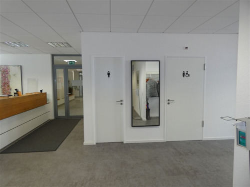 Praxis-Empfang - Einfamilienhaus in Neustadt