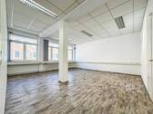 Büro / Behandlungsraum - 