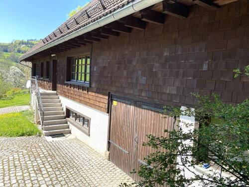 Aussenansicht (II).jpg - 8 Zimmer Einfamilienhaus in Bonndorf im Schwarzwald