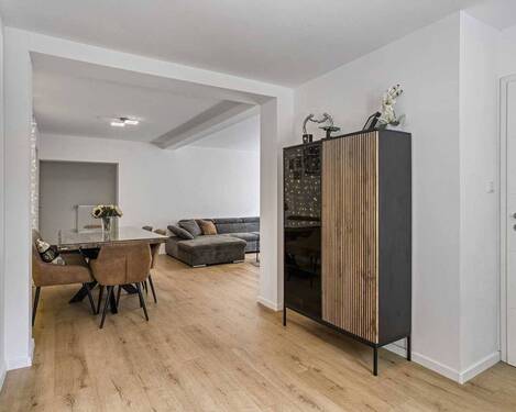 Wohn-/Essbereich - 6 Zimmer Einfamilienhaus in Düsseldorf